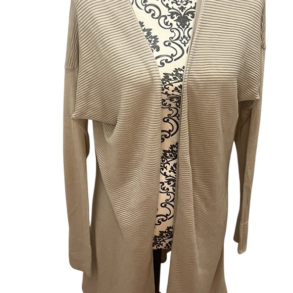 ✨ Cozy Neutral Ribbed Open-Front Cardigan ✨ - Picture 2 of 6